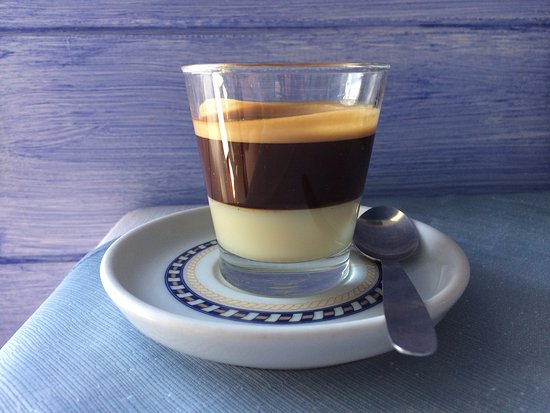 CORTADO LECHE Y LECHE