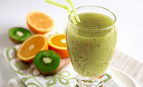 ZUMO KIWI-MANZANA-NARANJA